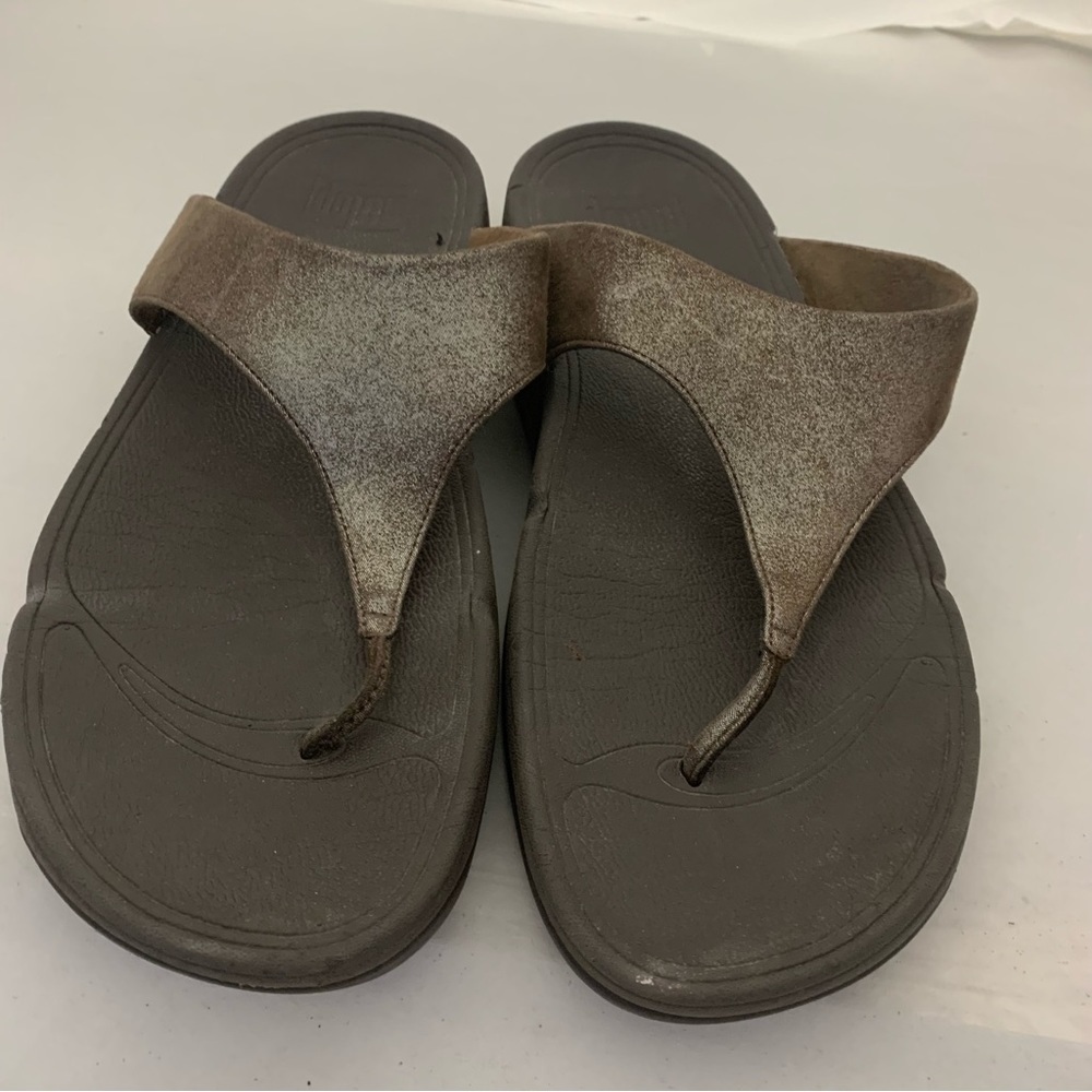 Fitflop Lulu Women’s Bronze Glitter Leather Toe Post Flip Flop